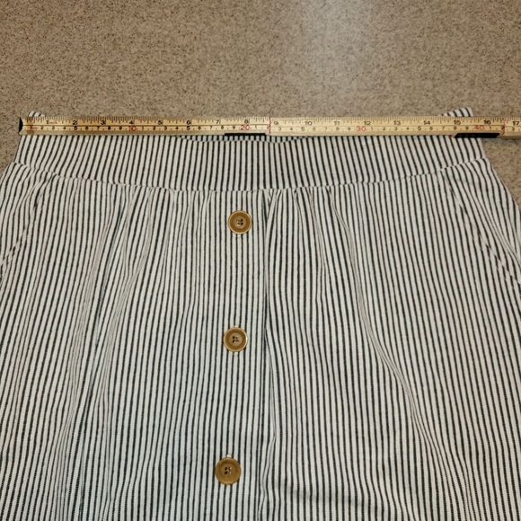 Denim&Co Blue and White Striped A-Line Skirt Size Medium - Picture 3 of 10